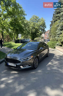 Седан Ford Fusion 2016 в 