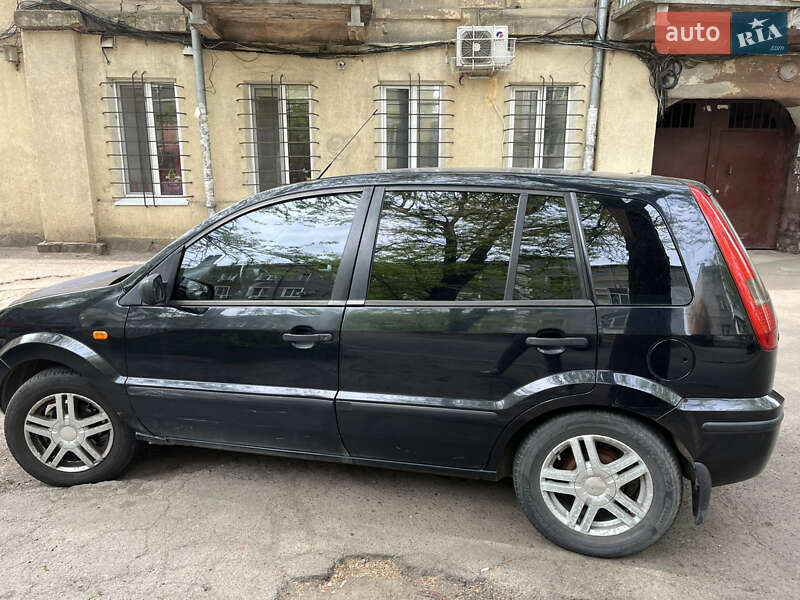 Ford Fusion 2004