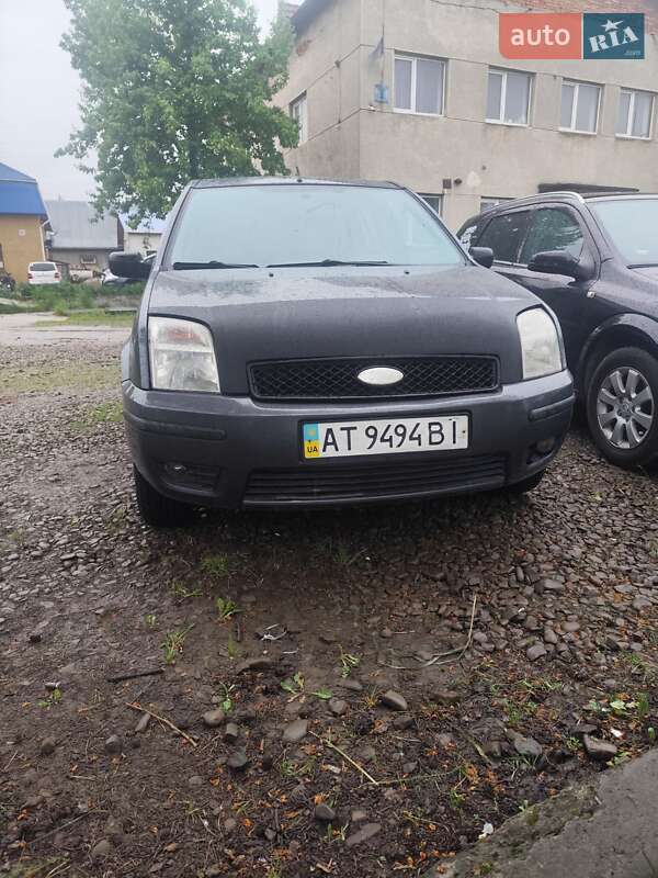 Хетчбек Ford Fusion 2004 в Івано-Франківську