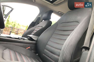 Седан Ford Fusion 2016 в 