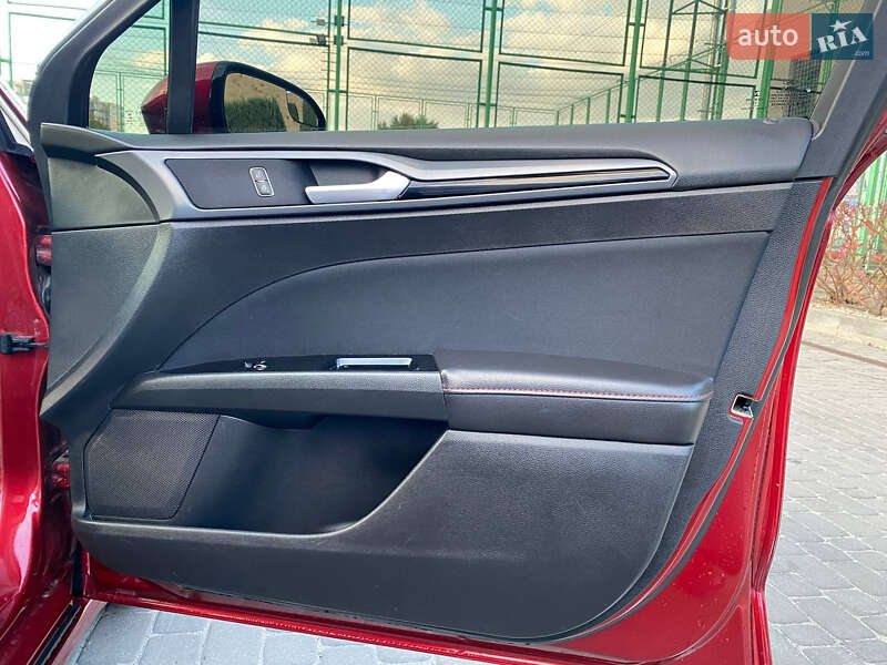 Седан Ford Fusion 2013 в Черкассах фото 22 Седан Ford Fusion 2013 в Черкассах