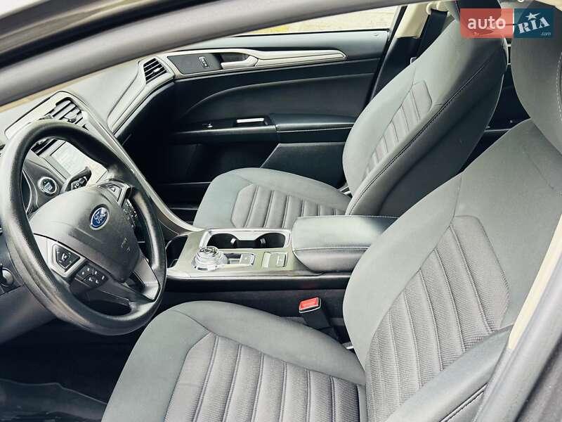 Седан Ford Fusion 2017 в Києві