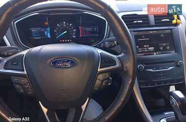 Седан Ford Fusion 2014 в 