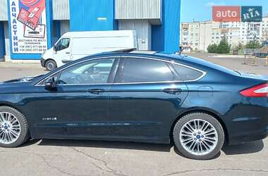 Седан Ford Fusion 2014 в 