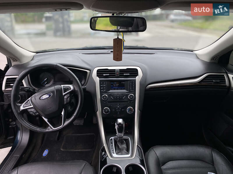 Седан Ford Fusion 2013 в Дрогобыче