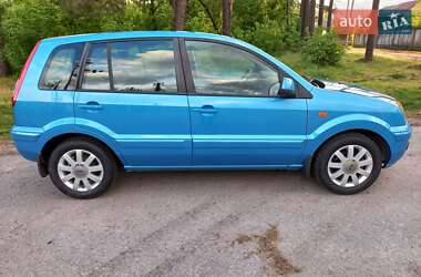 Хетчбек Ford Fusion 2010 в 