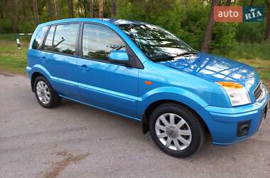 Хетчбек Ford Fusion 2010 в 