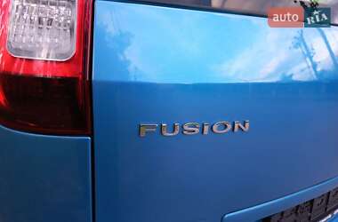 Хетчбек Ford Fusion 2010 в 