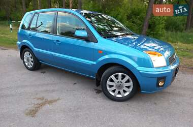 Хетчбек Ford Fusion 2010 в 