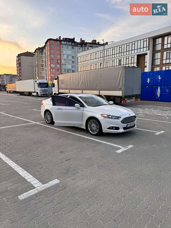Седан Ford Fusion 2013 в Івано-Франківську