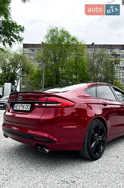 Седан Ford Fusion 2017 в 
