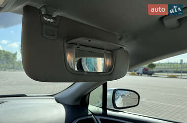 Седан Ford Fusion 2014 в 