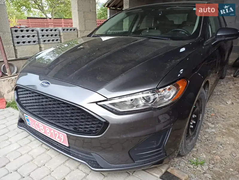 Ford Fusion 2020