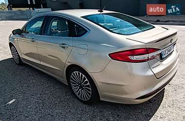 Седан Ford Fusion 2018 в 