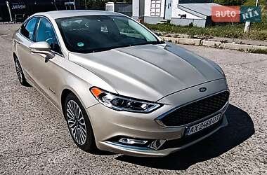Седан Ford Fusion 2018 в 