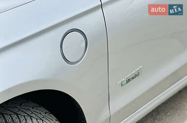 Седан Ford Fusion 2014 в 