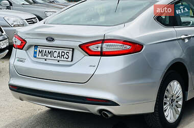 Седан Ford Fusion 2014 в 