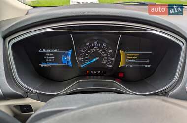 Седан Ford Fusion 2017 в 