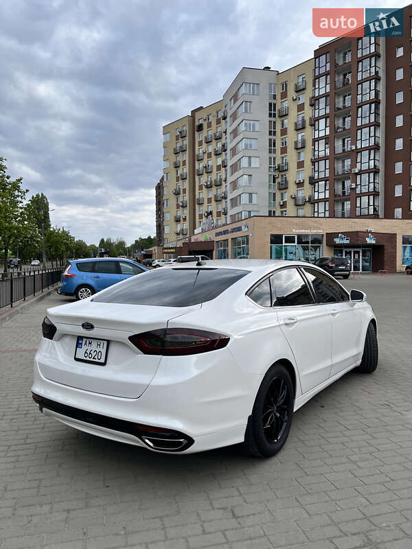 Седан Ford Fusion 2014 в Житомире
