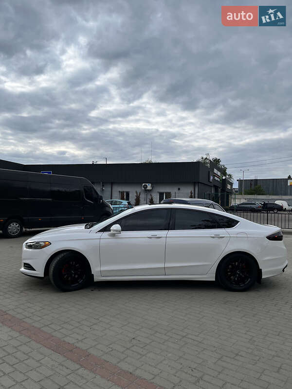 Седан Ford Fusion 2014 в Житомире