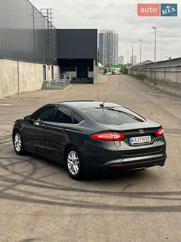 Седан Ford Fusion 2015 в Киеве фото 7 Седан Ford Fusion 2015 в Киеве