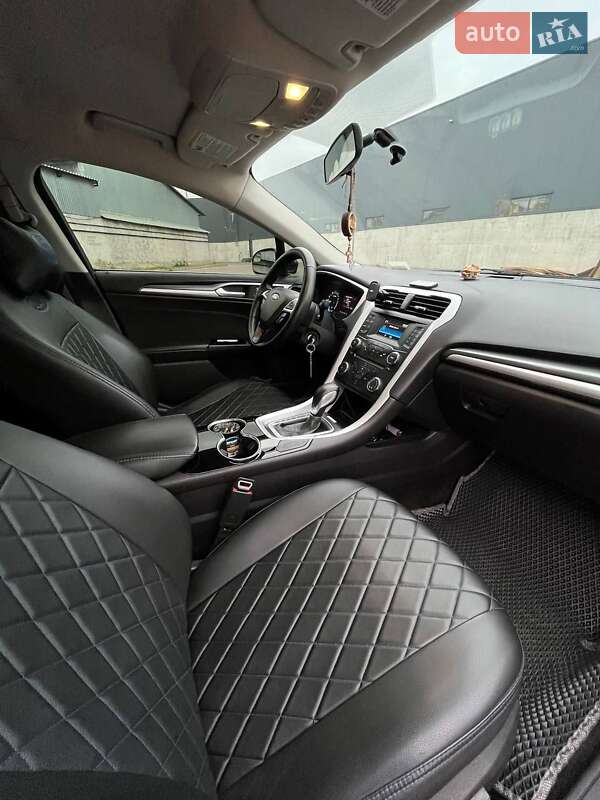 Седан Ford Fusion 2015 в Киеве фото 21 Седан Ford Fusion 2015 в Киеве