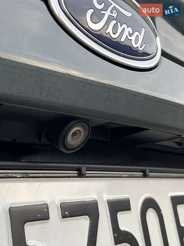 Седан Ford Fusion 2015 в Киеве