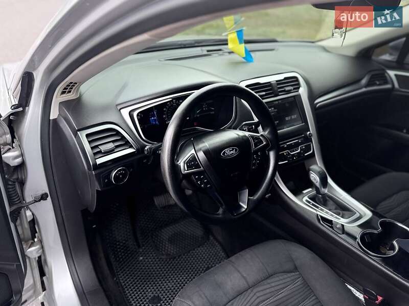 Седан Ford Fusion 2015 в Николаеве