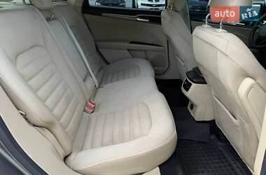 Седан Ford Fusion 2014 в 