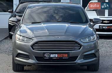 Седан Ford Fusion 2014 в 