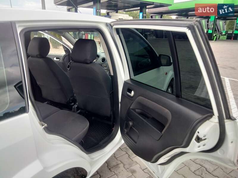 Хэтчбек Ford Fusion 2010 в Виннице фото 16 Хэтчбек Ford Fusion 2010 в Виннице