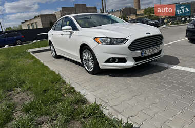 Седан Ford Fusion 2015 в 