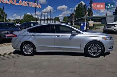Седан Ford Fusion 2014 в 