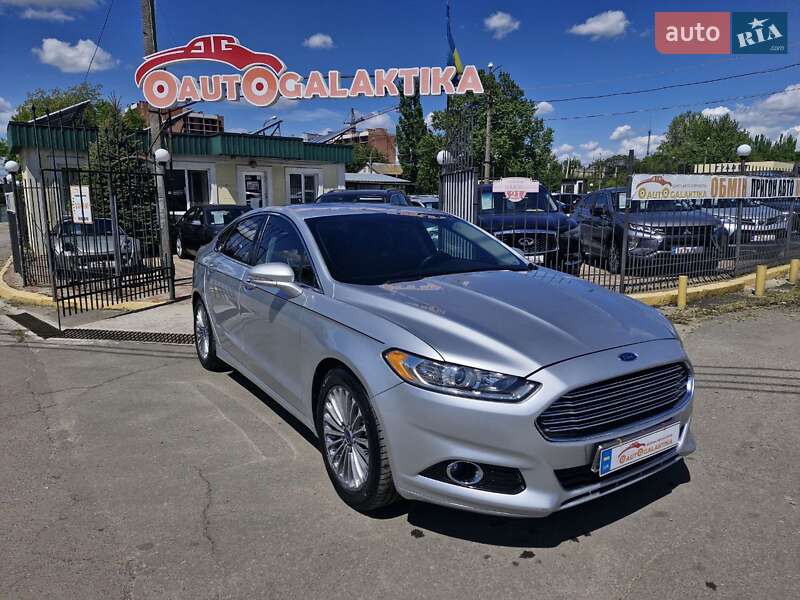 Седан Ford Fusion 2014 в 