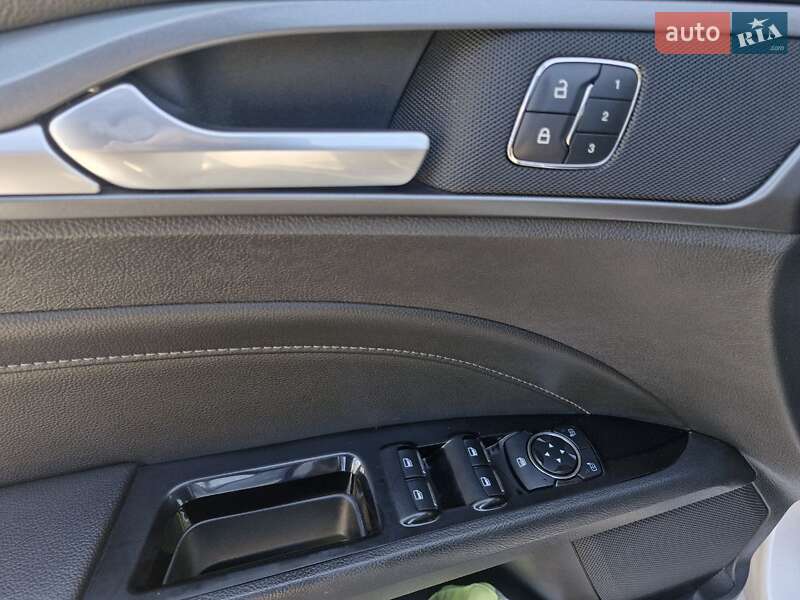 Седан Ford Fusion 2014 в Николаеве фото 13 Седан Ford Fusion 2014 в Николаеве