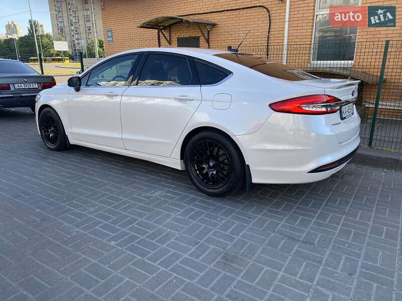 Седан Ford Fusion 2017 в Киеве