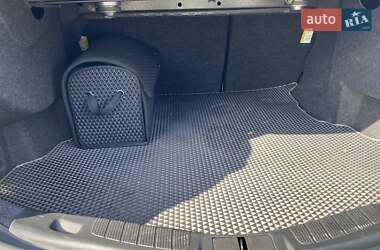 Седан Ford Fusion 2017 в 