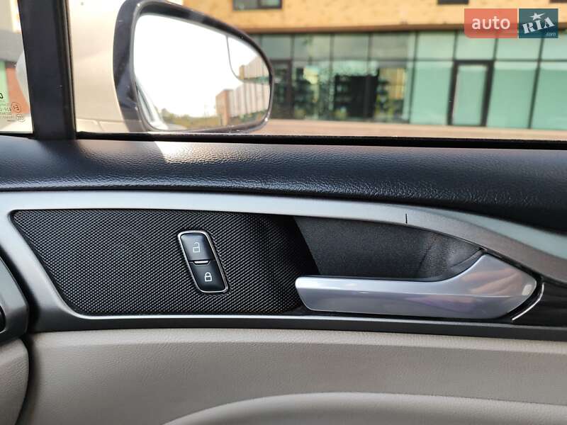Седан Ford Fusion 2017 в Хмельницком