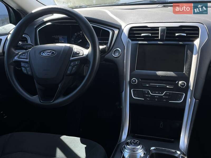 Седан Ford Fusion 2017 в Киеве