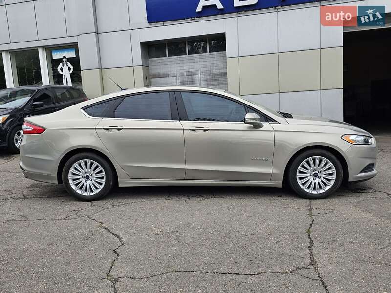 Седан Ford Fusion 2015 в Одессе