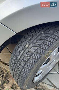 Хэтчбек Ford Fusion 2009 в 
