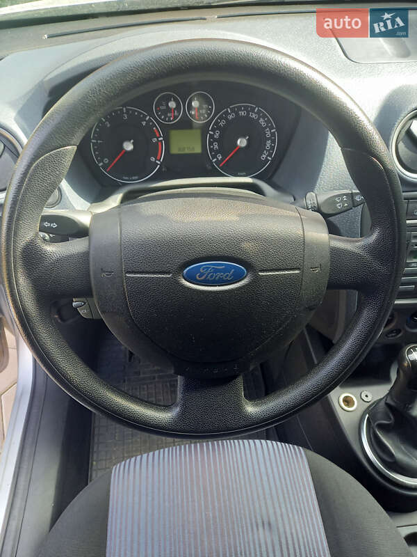 Хетчбек Ford Fusion 2009 в Рівному
