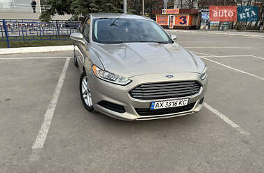 Ford Fusion 2015