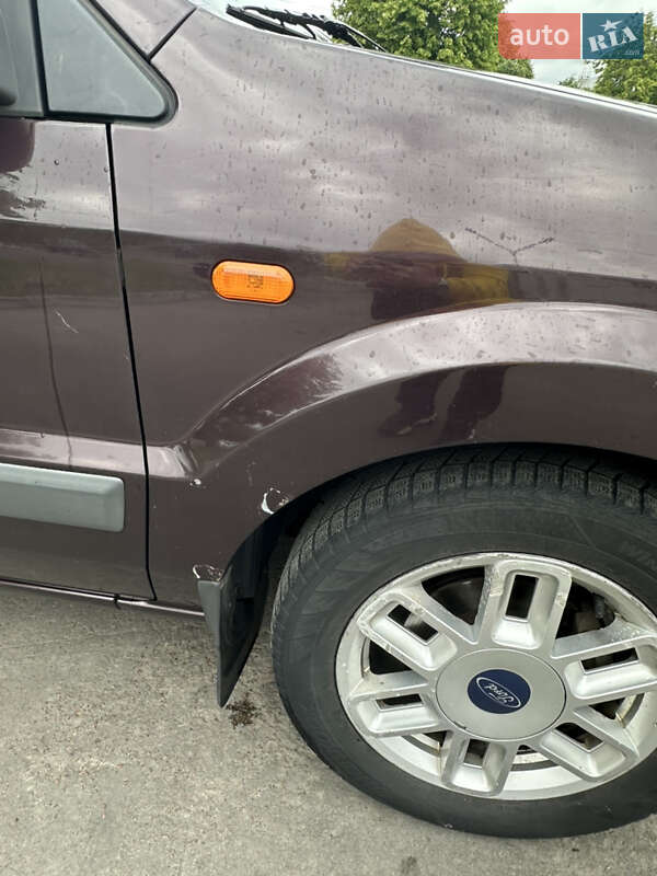 Хэтчбек Ford Fusion 2008 в Чернигове