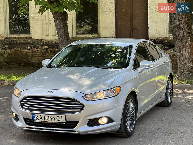 Ford Fusion 2016