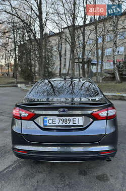 Седан Ford Fusion 2015 в 
