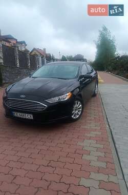 Седан Ford Fusion 2018 в Черновцах