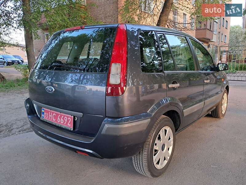 Хэтчбек Ford Fusion 2008 в 