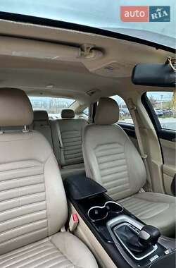 Седан Ford Fusion 2014 в 
