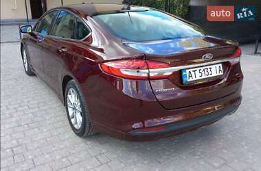 Седан Ford Fusion 2016 в 